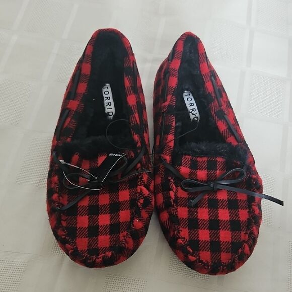 Torrid Red and Black Checkered Moccasin Slippers - Picture 5 of 16